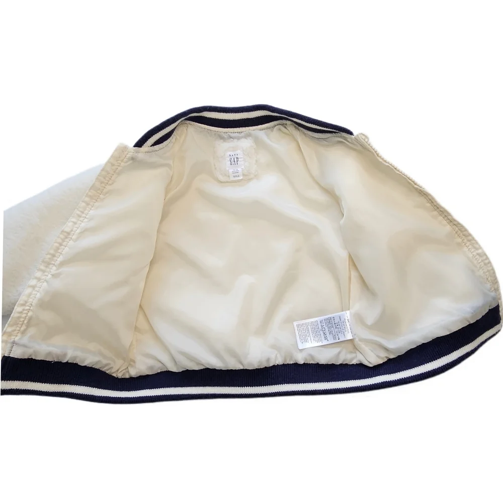 GAP baby white